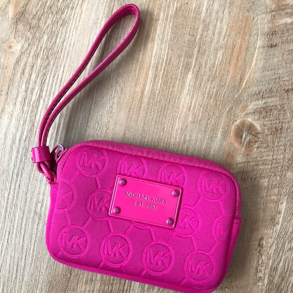 Water resistant change purse.